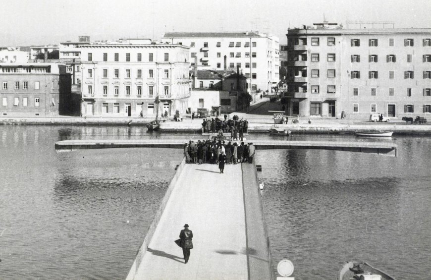 Izložba "Stara riva, novi most" u posjetiteljskom centru Mali Arsenal