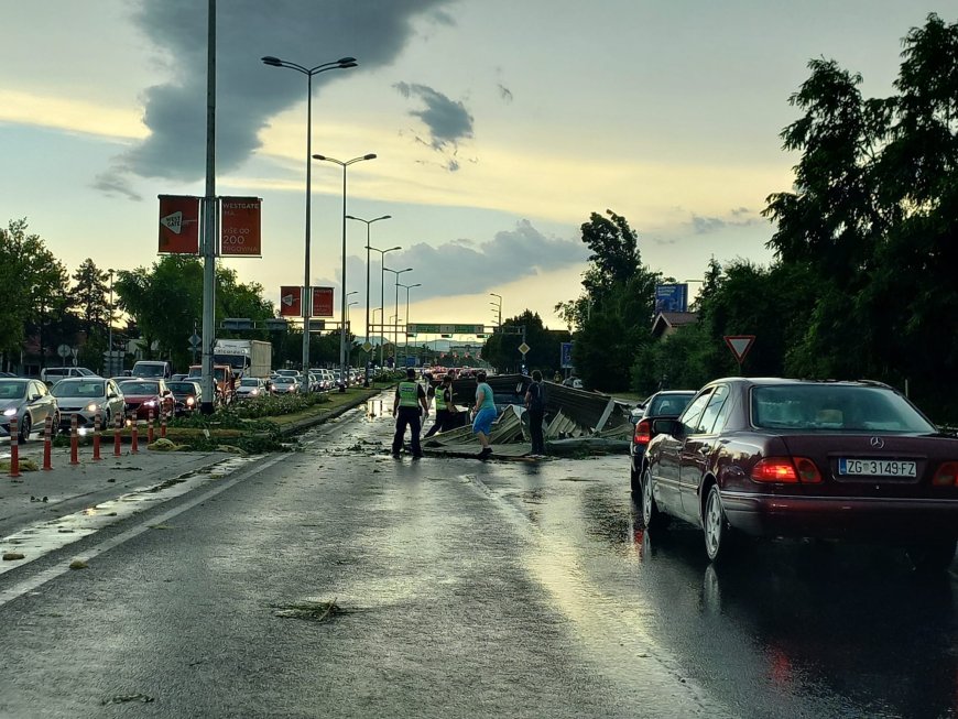 Snažno nevrijeme u Zagrebu !