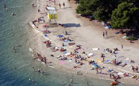 Gradska plaža Kolovare je sigurna za kupanje