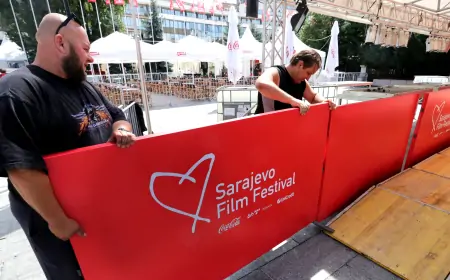 SFF: Cousinsov "Marš na Rim"