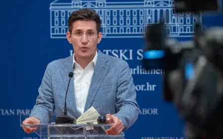 Troskot: Ista klika sustavno uništava sustav obrazovanja