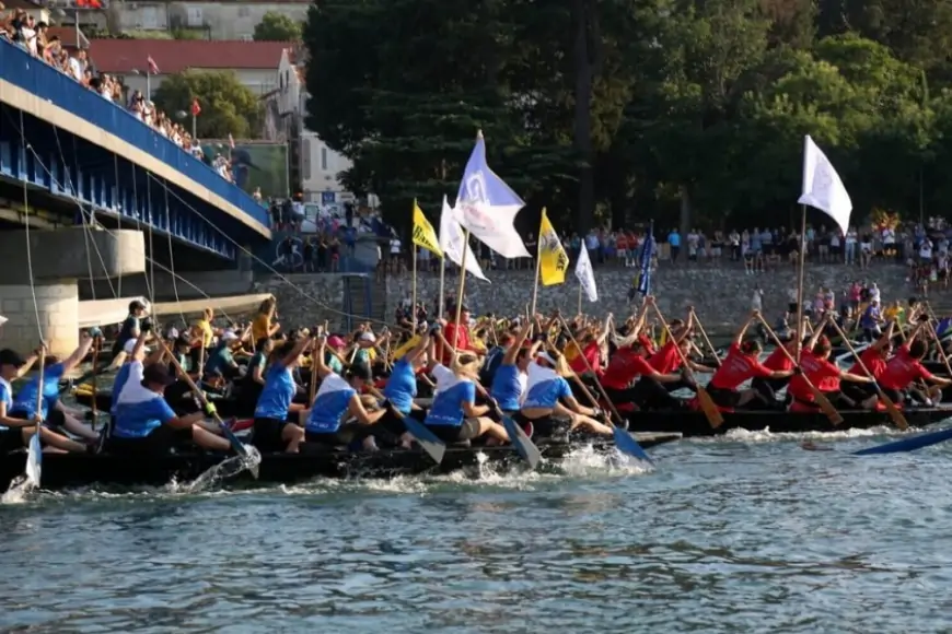 Metković: Počeo 26. Maraton lađa