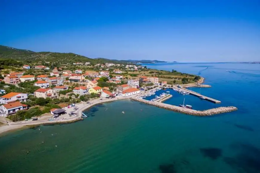 Osmi Dobropoljanski gušti: spiza, glazba, zabava!