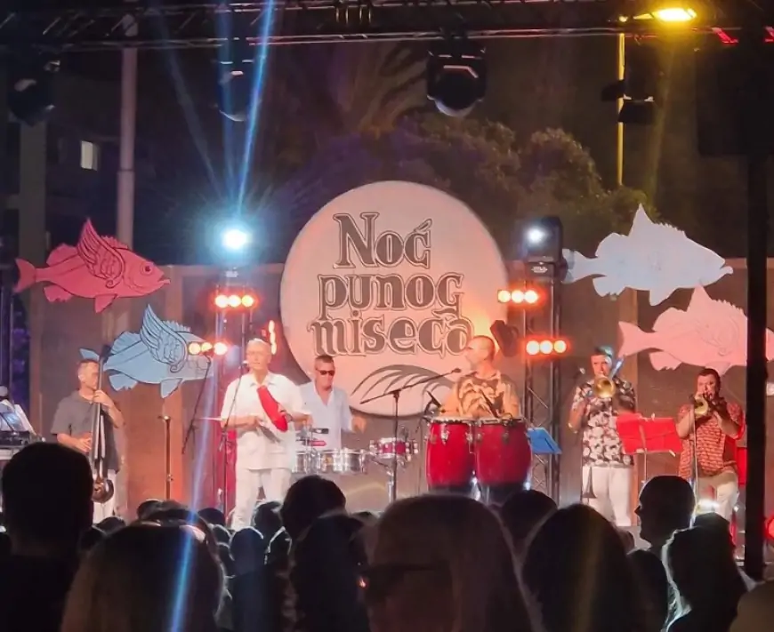 U latino ritmovima zaključena Noć punog miseca