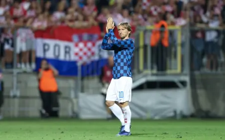 Modrić 10., Gvardiol 25. u izboru za Zlatnu loptu, Livaković sedmi vratar