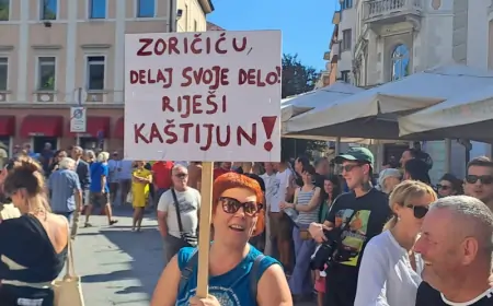 Prosvjed građana u Puli zbog smrada s Kaštijuna