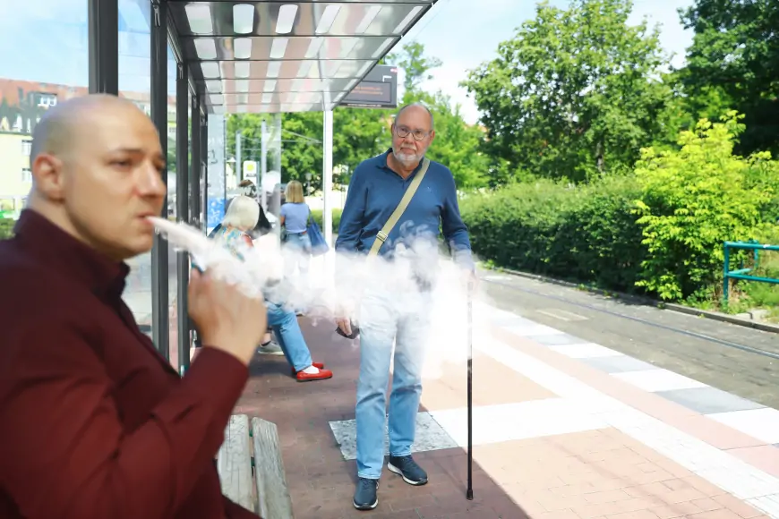 Francuska namjerava zabraniti jednokratne e-cigarete