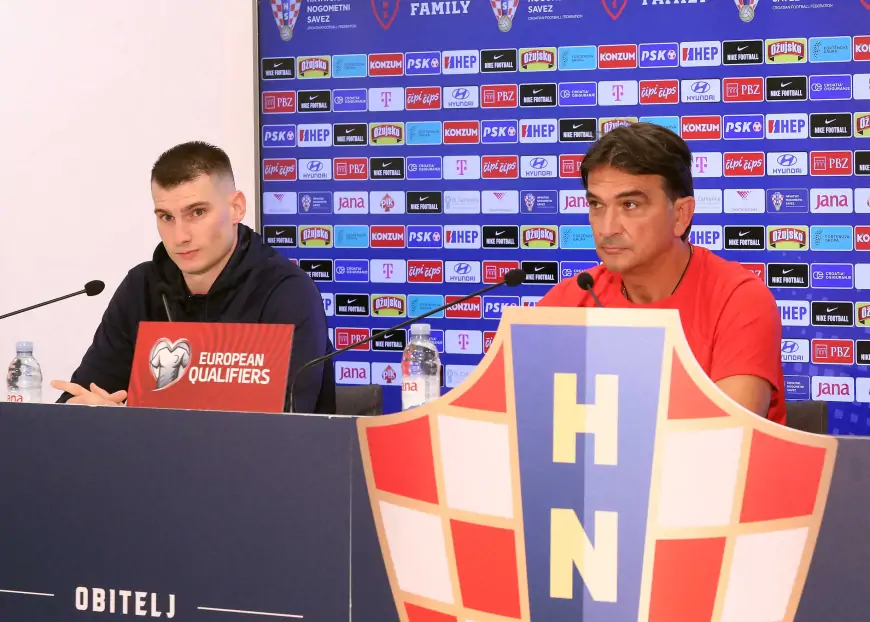 Dalić i  Livaković s Vatrenima  posjetili centar Štark i osječke vatrogasce