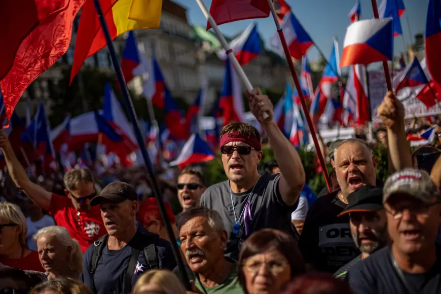 Prosvjed u Pragu protiv vladinih prozapadnih politika