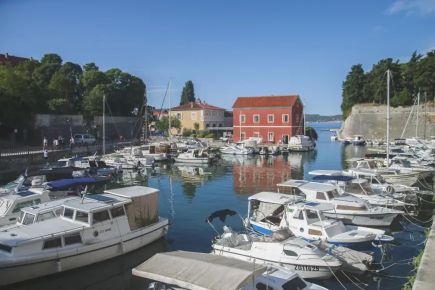 Čeka nas vruć i sunčan dan, navečer moguća kiša