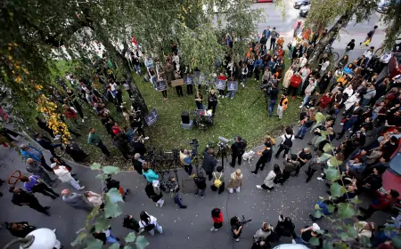 Zagreb:  Oštri prosvjed studenata protiv profesora Prohića ispred Akademije