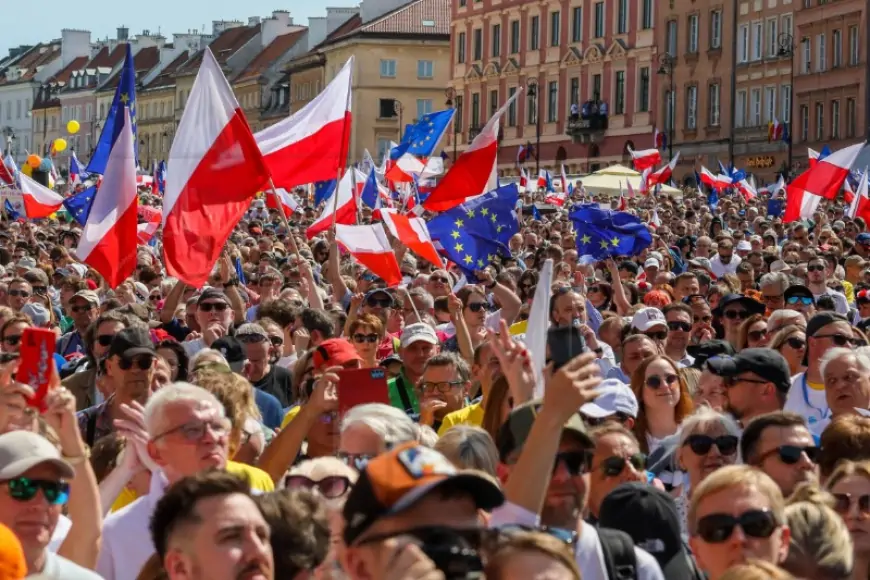 Poljska oporba danas održava veliki skup - dva tjedna do izbora