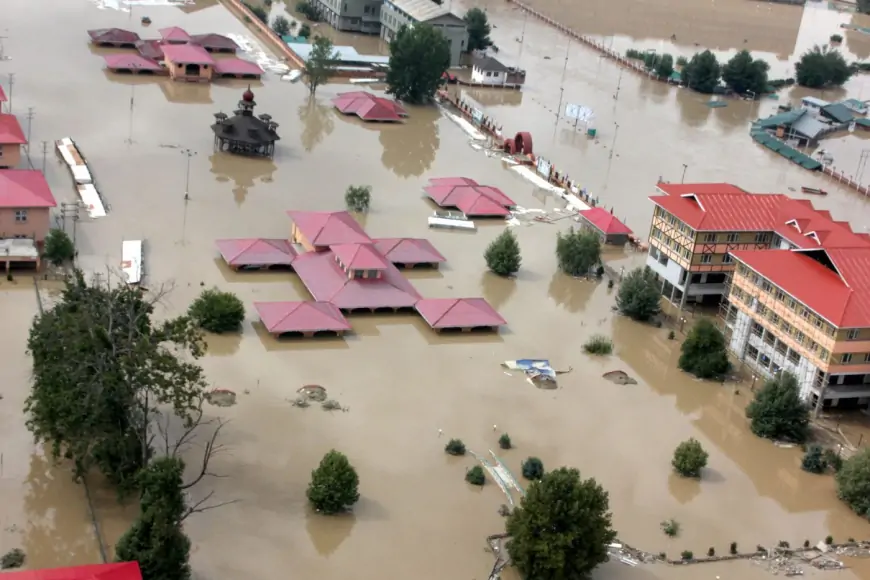 23 vojnika nestala u iznenadnim poplavama na Himalaji