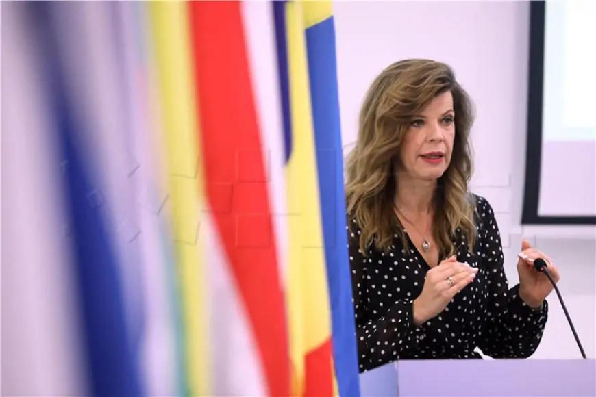 Biljana Borzan: S dva klika ćemo moći otkazati online kupnju
