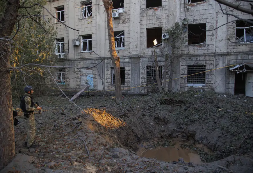 50 mrtvih u ruskom napadu na sjeveroistoku Ukrajine