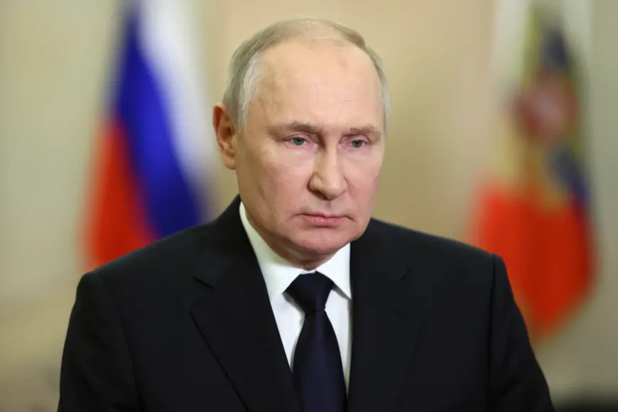 Vladimir Putin: u Kirgistanu, prvo putovanje u inozemstvo od tjeralice ICC-a