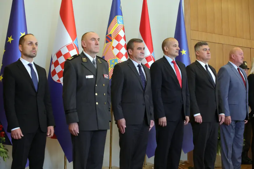 Milanović na dodjeli odlikovanja: Svijest o braniteljima sve čvršća u narodu