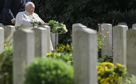 Papa: Ni u jednom ratu nema pravih pobjednika