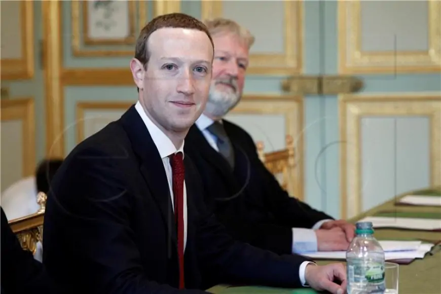 Mark Zuckerberg : operiran