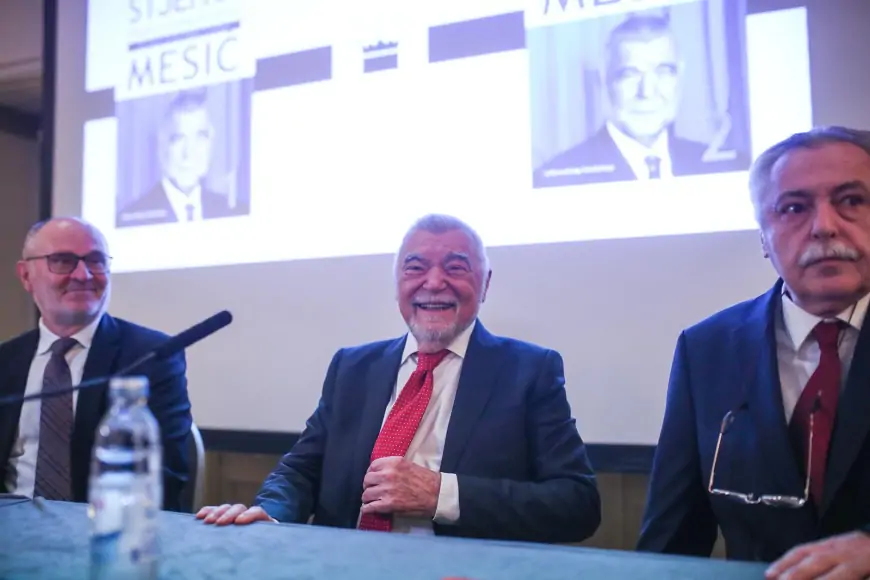 Politička krema na promociji knjige Stipe Mesića u "Sheratonu "
