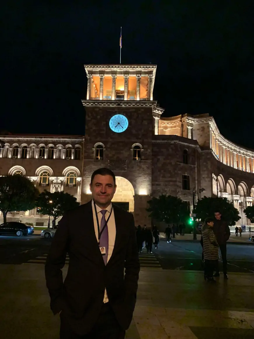 Davor Bernardić: u Armeniji sudjeluje na jesenskom zasjedanju o mirnom okončanju ratova