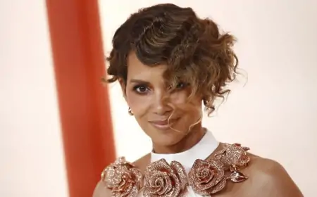 Halle Berry očarala u prozirnom bikiniju, skupila brojne pohvale: "Još uvijek najljepša"
