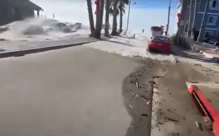 Evakuacije i poplave u Kaliforniji zbog velikih valova