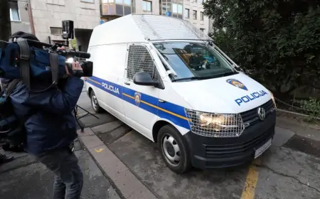 UHIĆENO TROJE POLICAJACA I ZAPOSLENICA LOKALNE UPRAVE IZ GORSKOG KOTARA