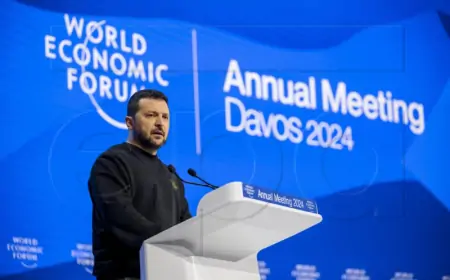 Zelenskij od šefa NATO-a u Davosu tražio napredak u kandidaturi za članstvo