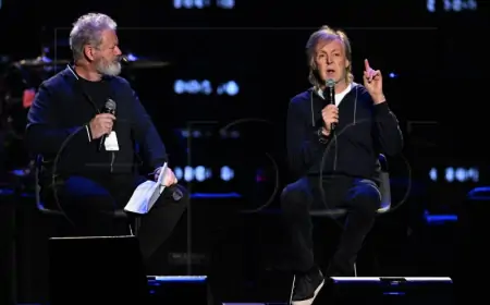Rukom pisani nacrt pjesme Beatlesa 'Lovely Rita' na dražbi