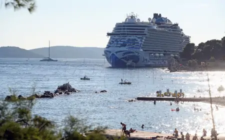 Najveći svjetski kruzer isplovio iz Miamija uz zabrinutost zbog emisija metana