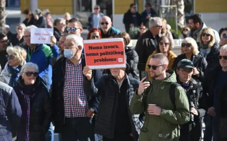 Prosvjed novinara u Splitu: Kršit ćemo "Lex AP"