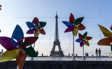 Guinness priznao rekord Eiffelovom tornju od šibica visokom 7,2 metra