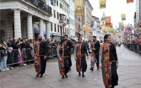 U Rijeci Međunarodna karnevalska povorka s devet tisuća maškara