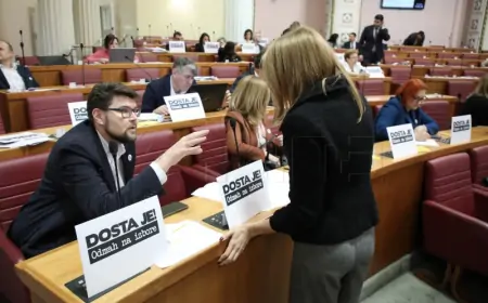 Grbin: Vrijeme je za izbore; HDZ: Bit će kad većina odluči