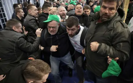 Bijesni francuski poljoprivrednici upali na poljoprivredni sajam u Parizu