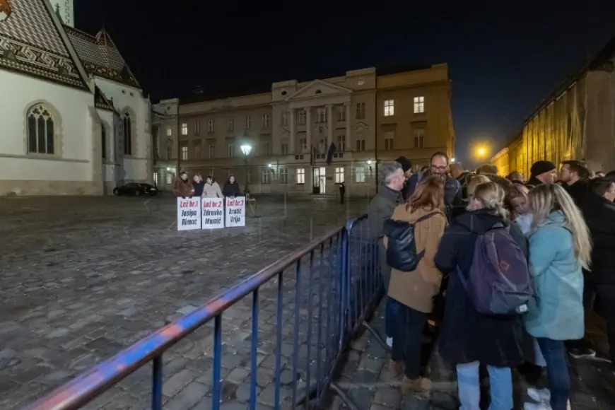 Zastupnike Možemo na Markovu trgu došli podržati i građani
