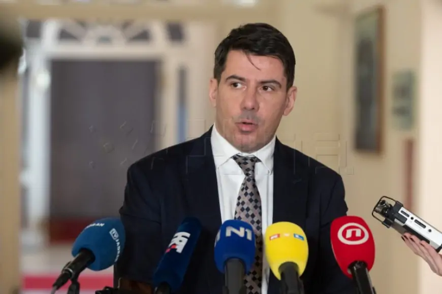 Grmoja: Možemo! je inzistirao da se Most isključi iz prosvjeda