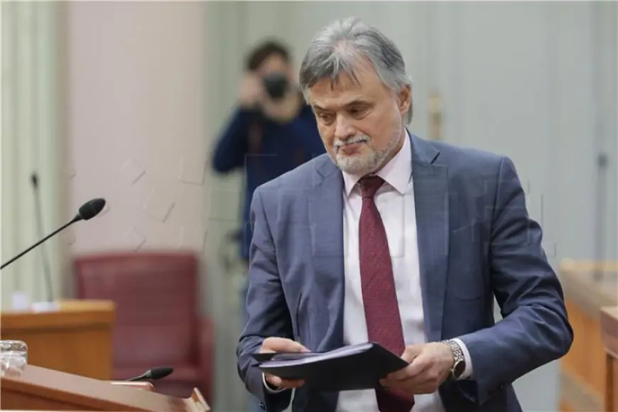 Sabor: U Brodu, koji ima problema sa zrakom, stvar se pokrenula