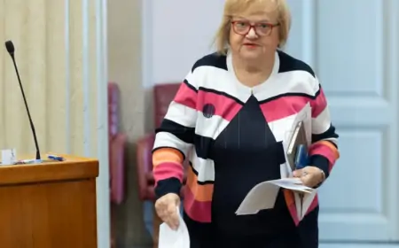 Mrak Taritaš (GLAS) : Plenković nasilno organizira prisegnu Turudića, panično se boji