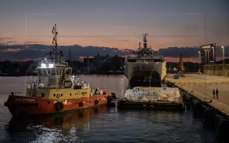 Prvi brod natovaren hranom plovi prema Gazi