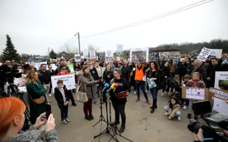 Zagreb: Prosvjed građana zbog smrada iz kompostane