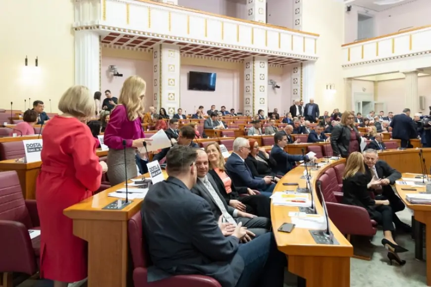 Oporba: Novinarima prijeti represija, HDZ: Presude treba donositi sud, a ne javnost
