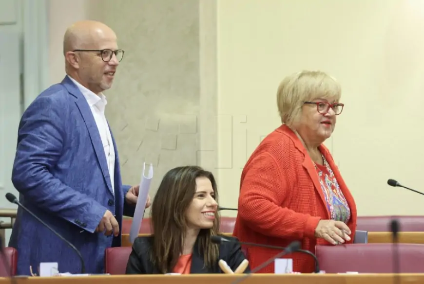 Oporba: Vlada uvozom stranih radnika ruši cijenu rada domaćih