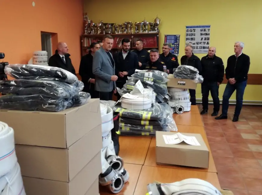 Nova zaštitna oprema vrijedna 37.000 eura za vatrogasce OBŽ-a