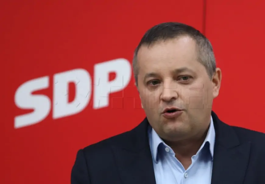 Kolarić: Vlada blokira obnovu privatnih kuća u Zagrebu