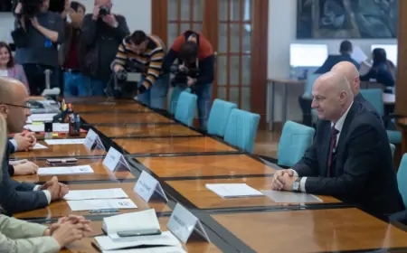 EUROPARLAMENTARCI KOLAKUŠIĆ I ILČIĆ PREDALI LISTE: NA EU IZBORE IZLAZE SAMOSTALNO