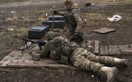 PUTOVNICE VOJNO SPOSOBNIM MUŠKARCIMA IZDAVAT ĆE SE SAMO U UKRAJINI