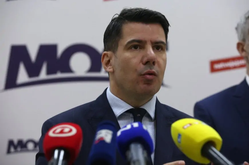 GRMOJA: PLENKOVIĆ UPORNO IZBJEGAVA SUČELJAVANJE
