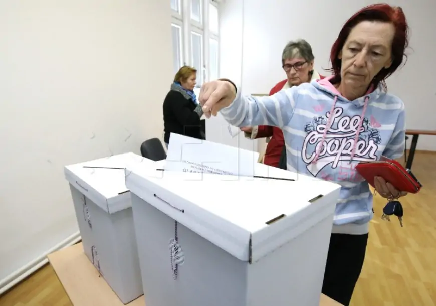 IZBORI: DO 16,30 GLASOVALO 450 TISUĆA BIRAČA VIŠE NEGO 2020.